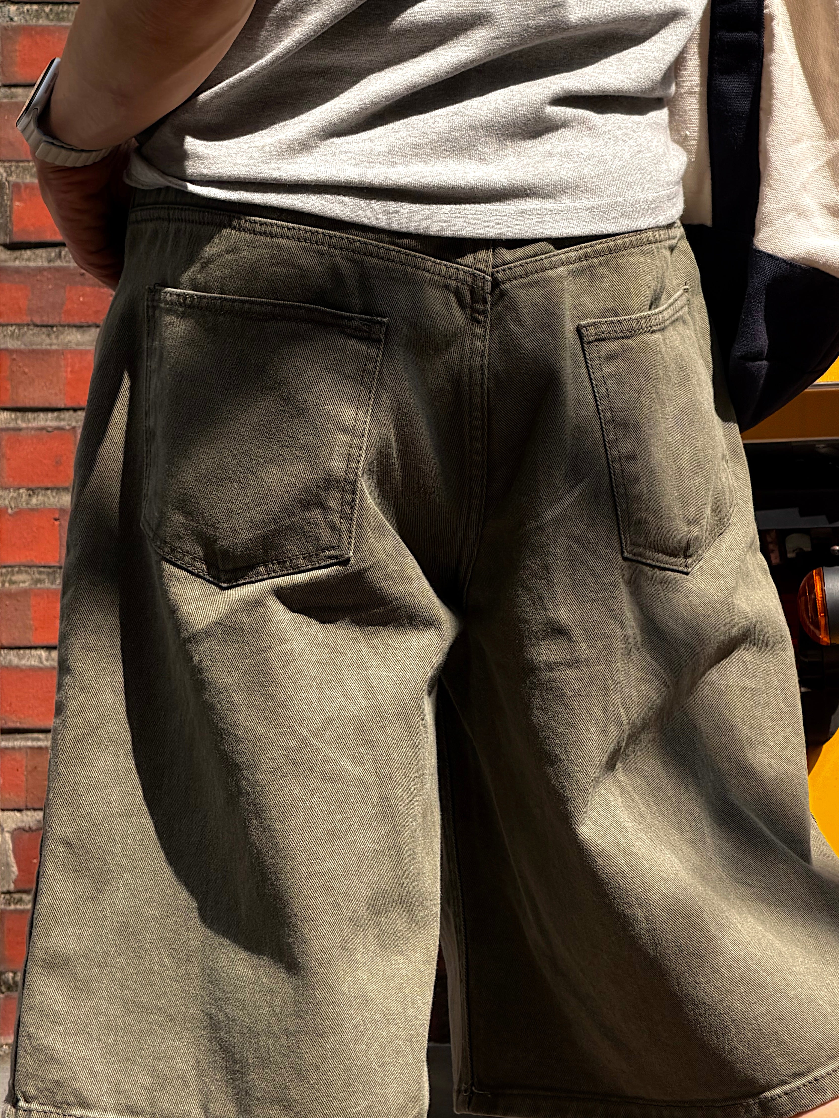 Classic Denim Bermudas